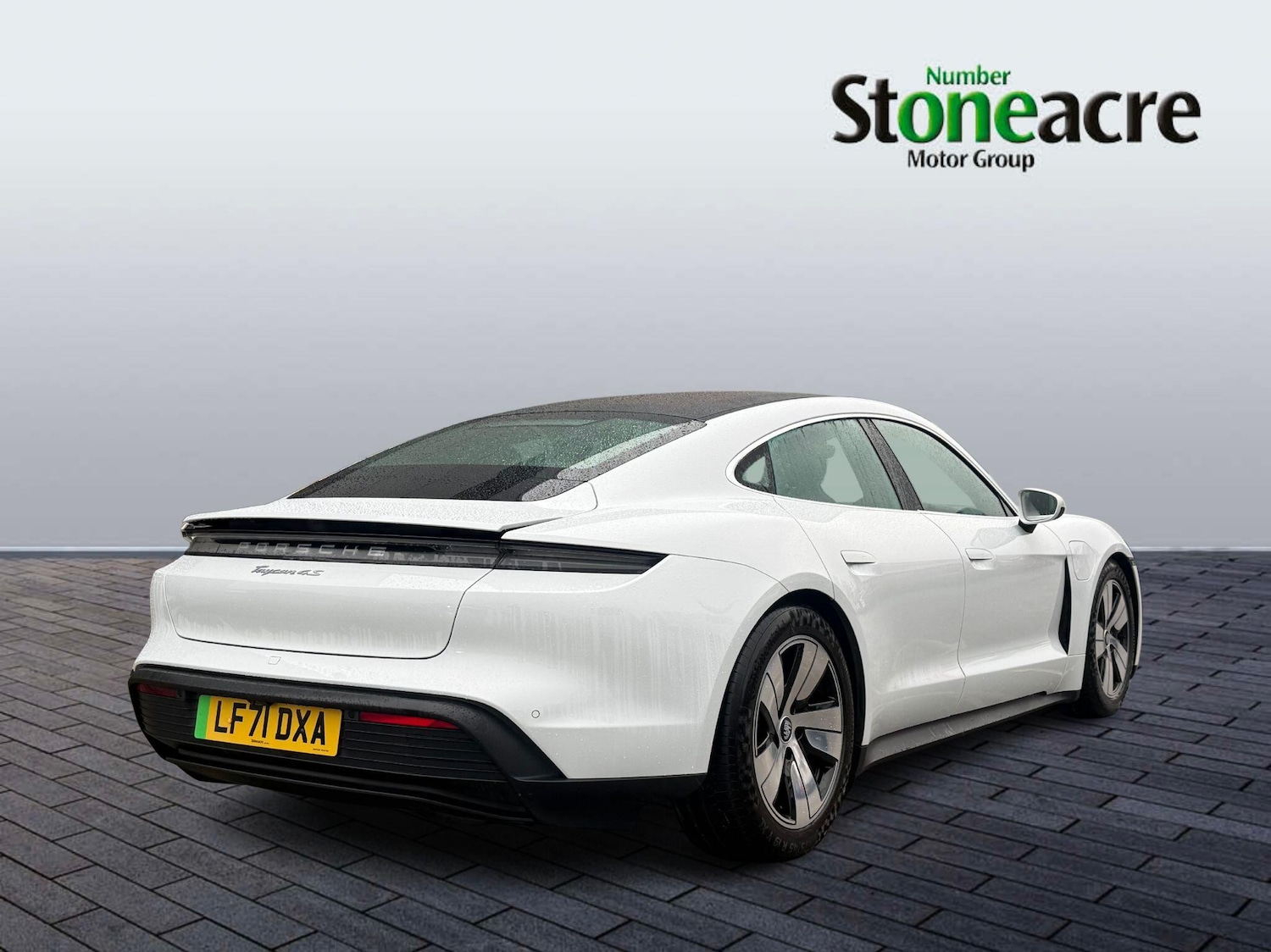 Used Porsche Taycan 2021 for sale - 77203807: Photo 8