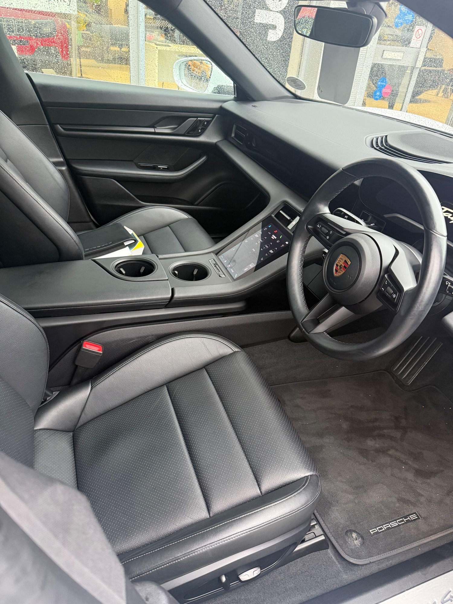 Used Porsche Taycan 2021 for sale - 77203807: Photo 9