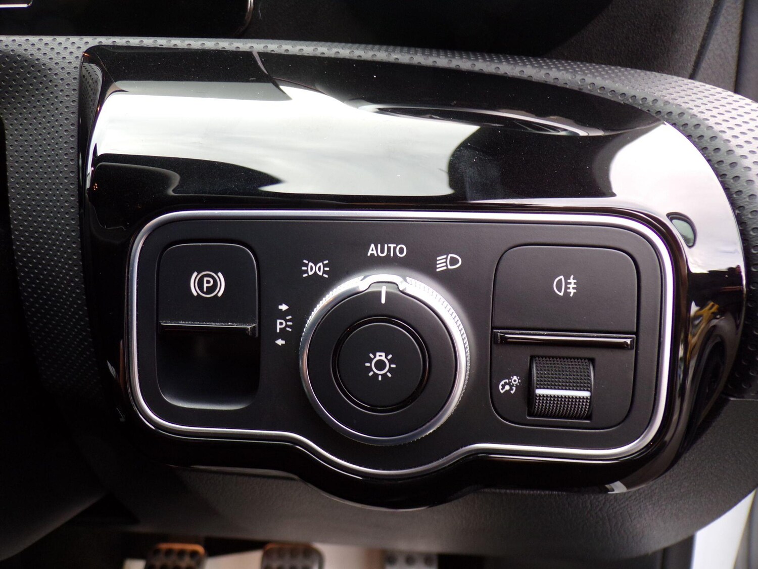 Used Mercedes-Benz A-Class 2020 for sale - 76337449: Photo 15