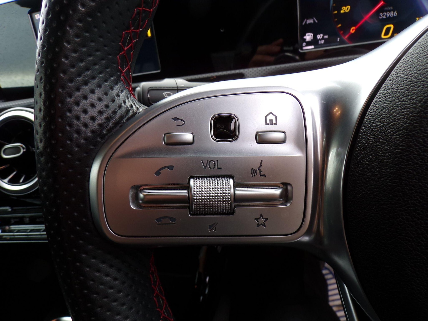 Used Mercedes-Benz A-Class 2020 for sale - 76337449: Photo 20