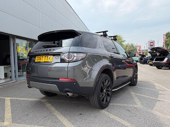 Used Land Rover Discovery Sport 2017 for sale - 78535537: Photo