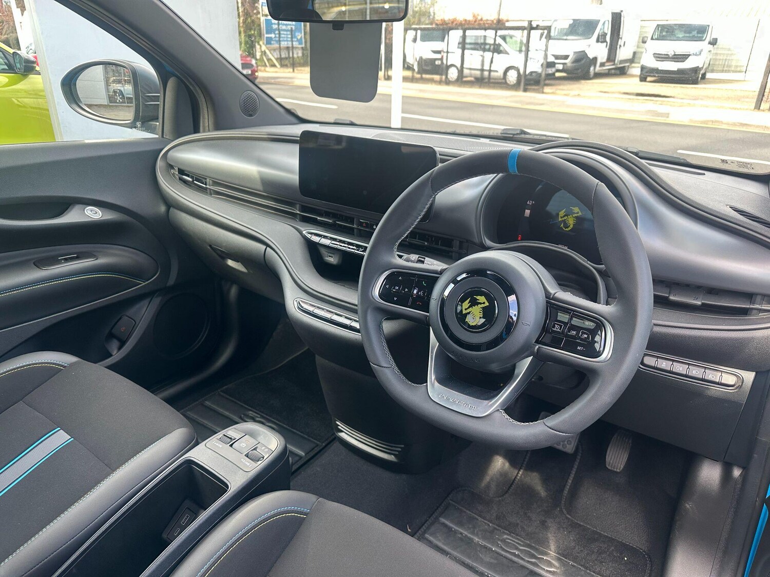 Used Abarth 500 2025 for sale - 77723579: Photo 7