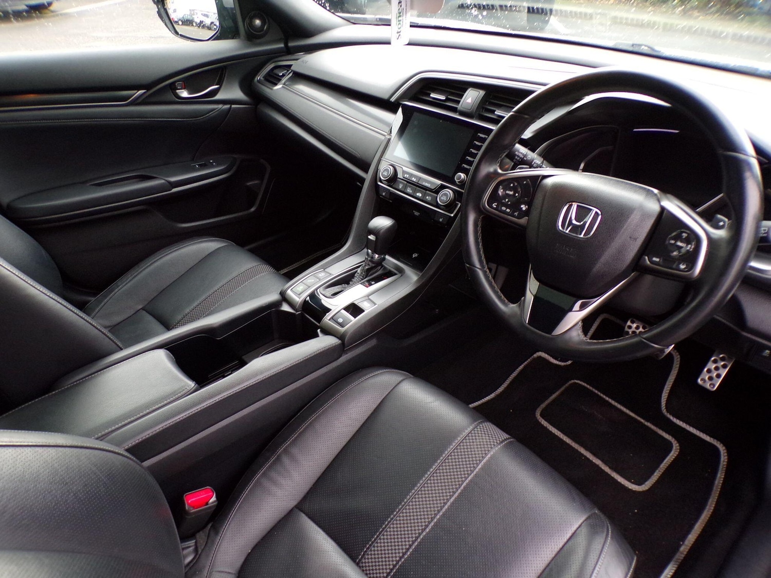 Used Honda Civic 2020 for sale - 76620420: Photo 11