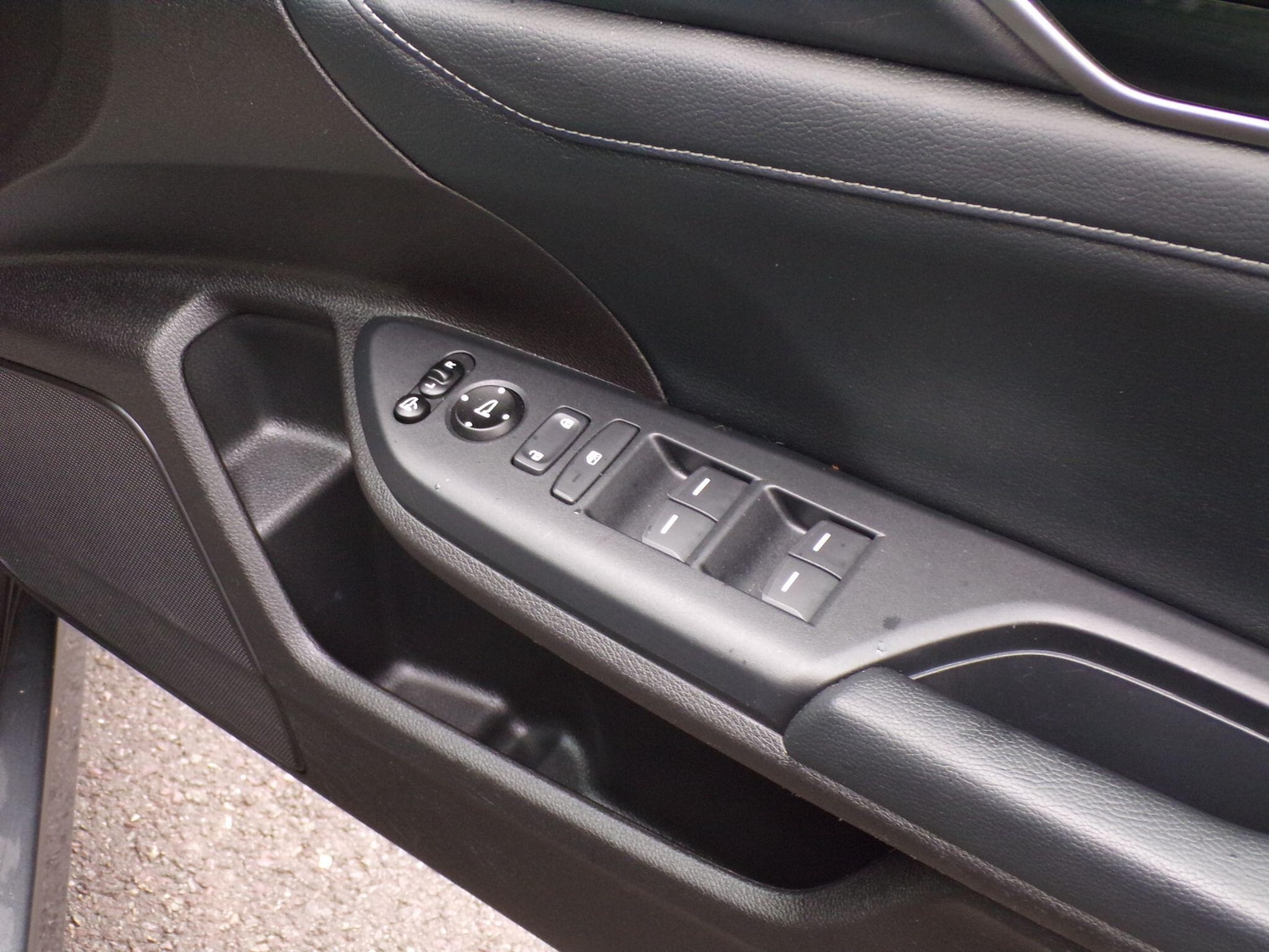 Used Honda Civic 2020 for sale - 76620420: Photo 15