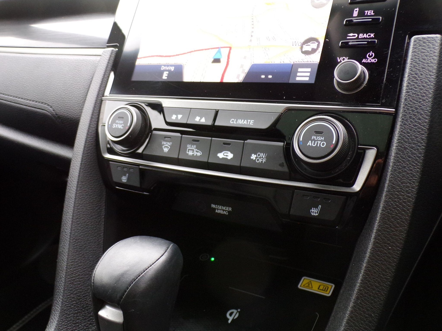 Used Honda Civic 2020 for sale - 76620420: Photo 25