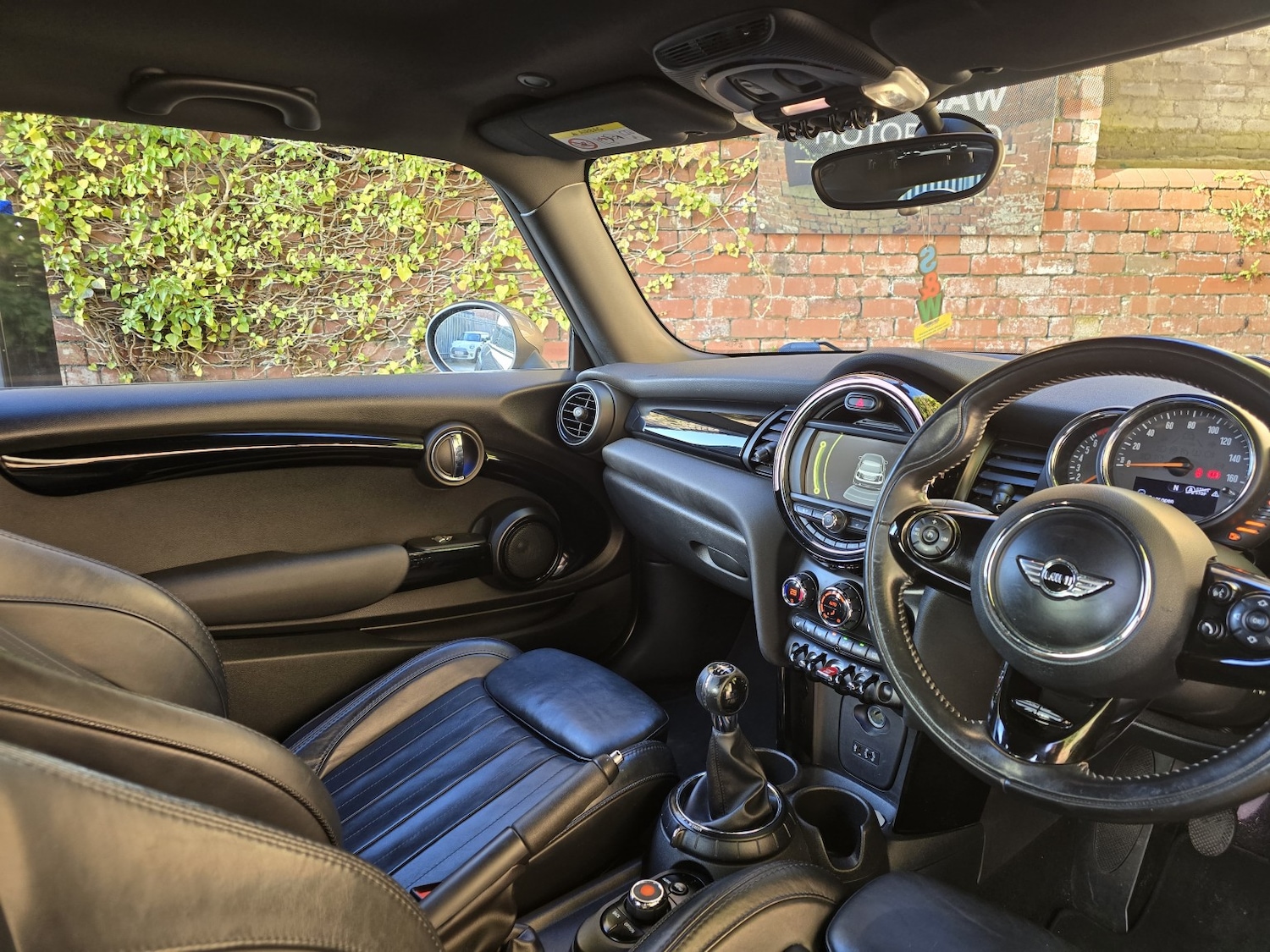 Used MINI Hatch 2016 for sale - 77008178: Photo 2