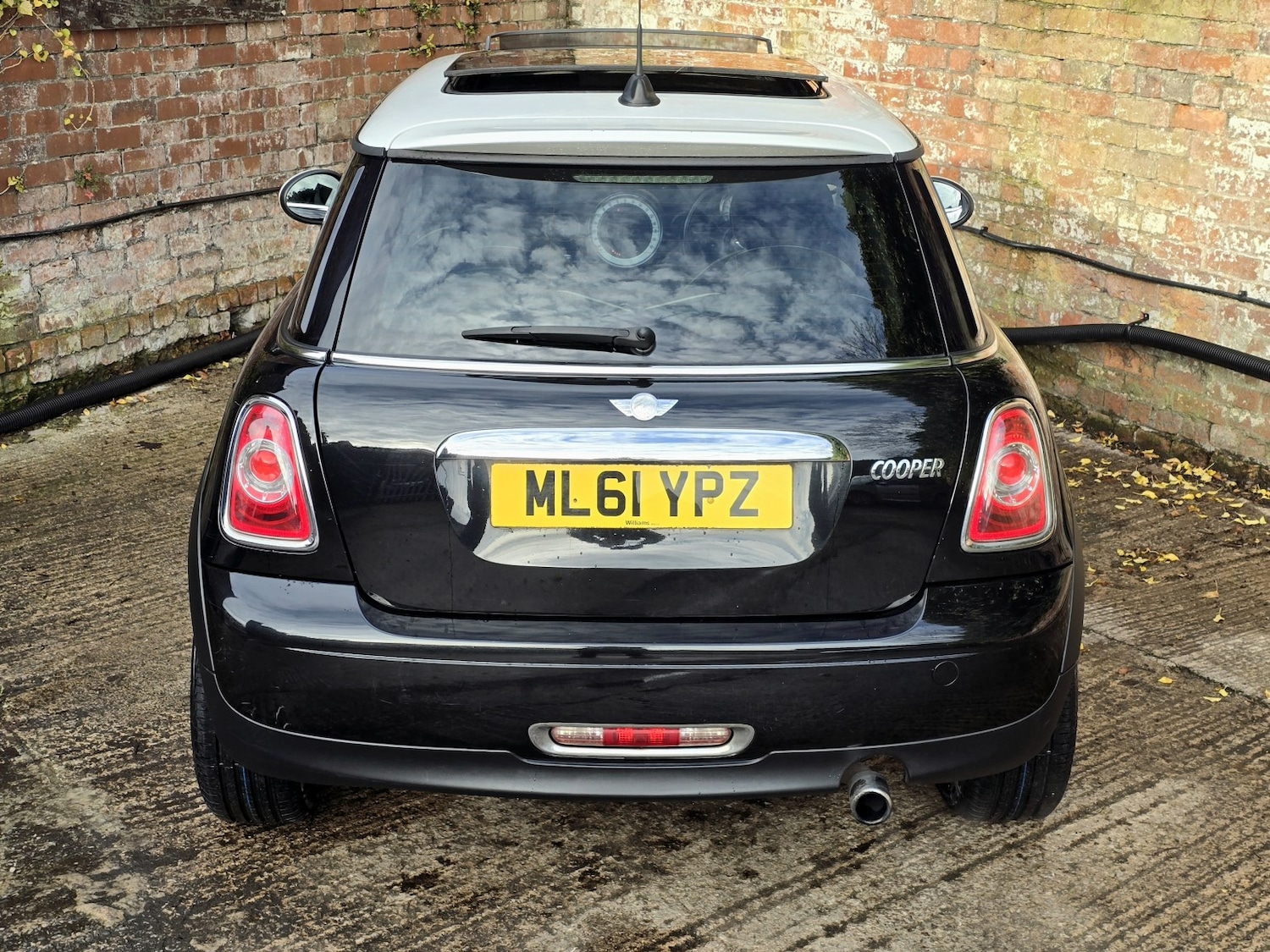 Used MINI Hatch 2011 for sale - 76837074: Photo 9