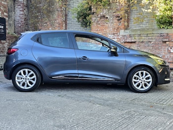 Used Renault Clio 2018 for sale - 78465745: Photo