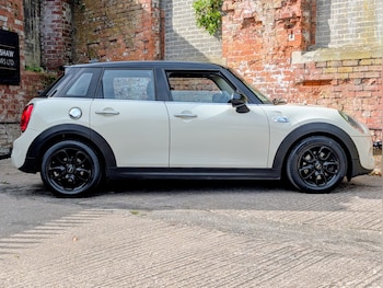 Used MINI Hatch 2016 for sale - 78870340: Photo
