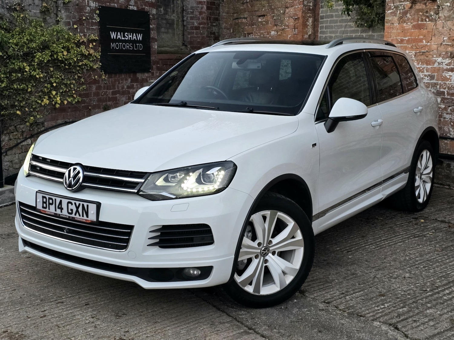 Used Volkswagen Touareg 2014 for sale - 77011791: Photo 24