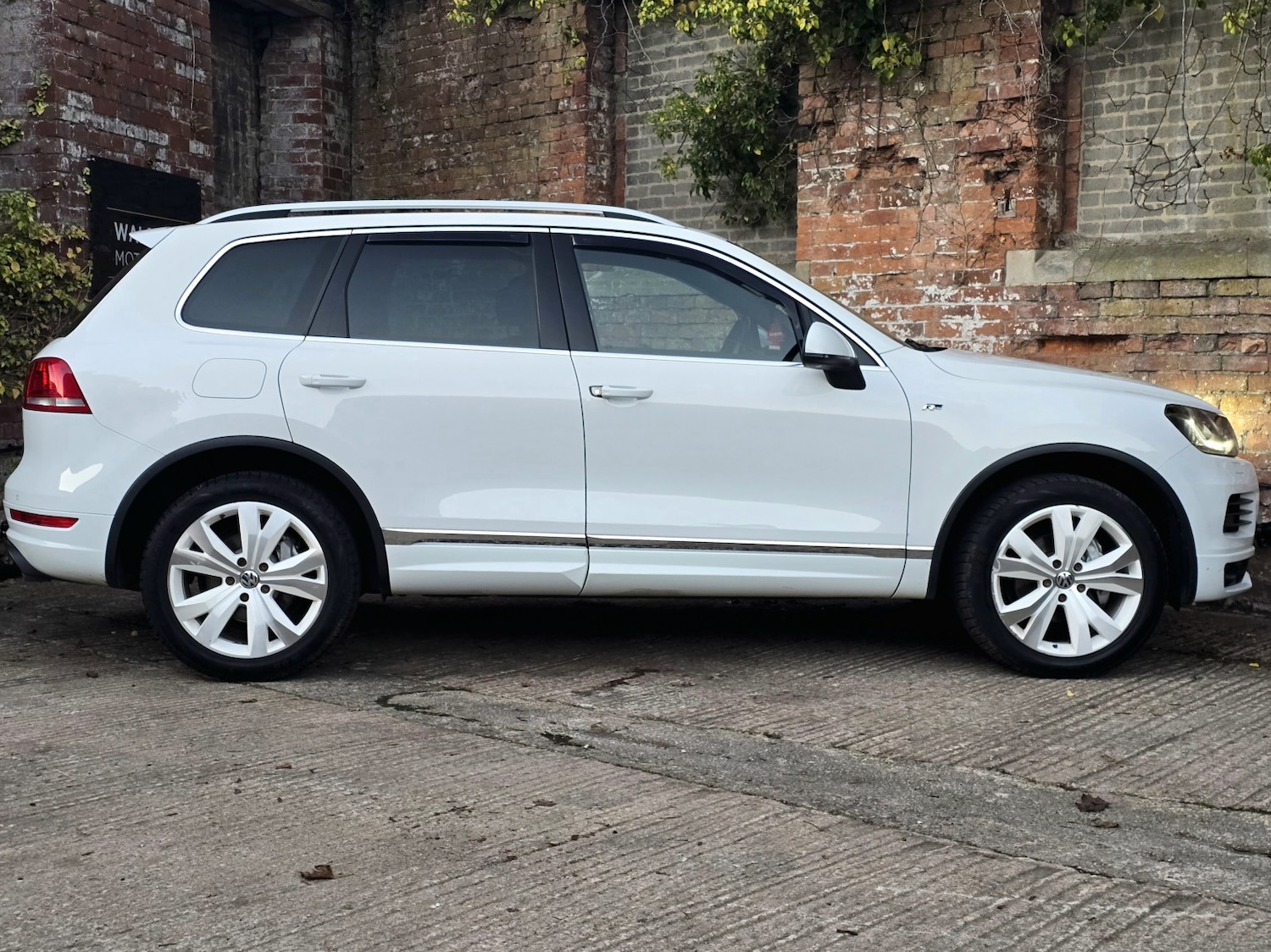 Used Volkswagen Touareg 2014 for sale - 77011791: Photo 4
