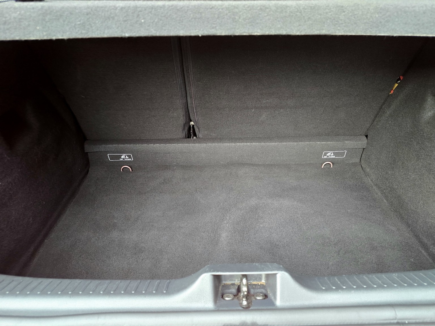 Used Renault Clio 2018 for sale - 76918437: Photo 20