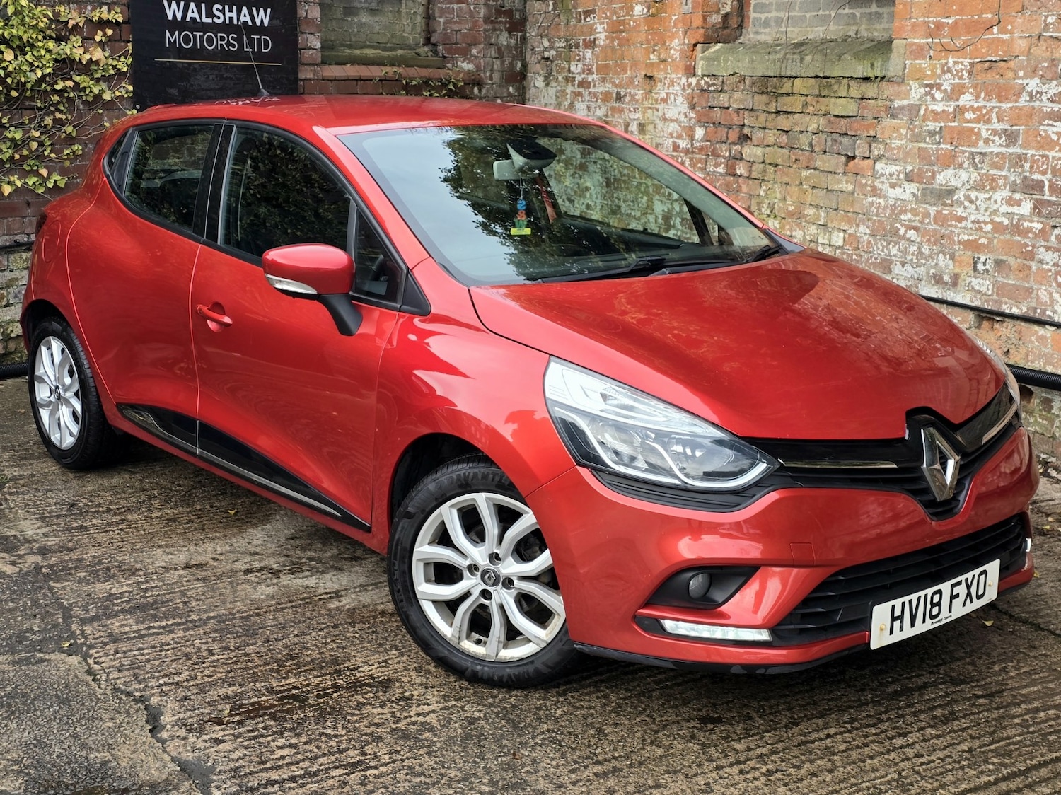 Used Renault Clio 2018 for sale - 76918437: Photo 24