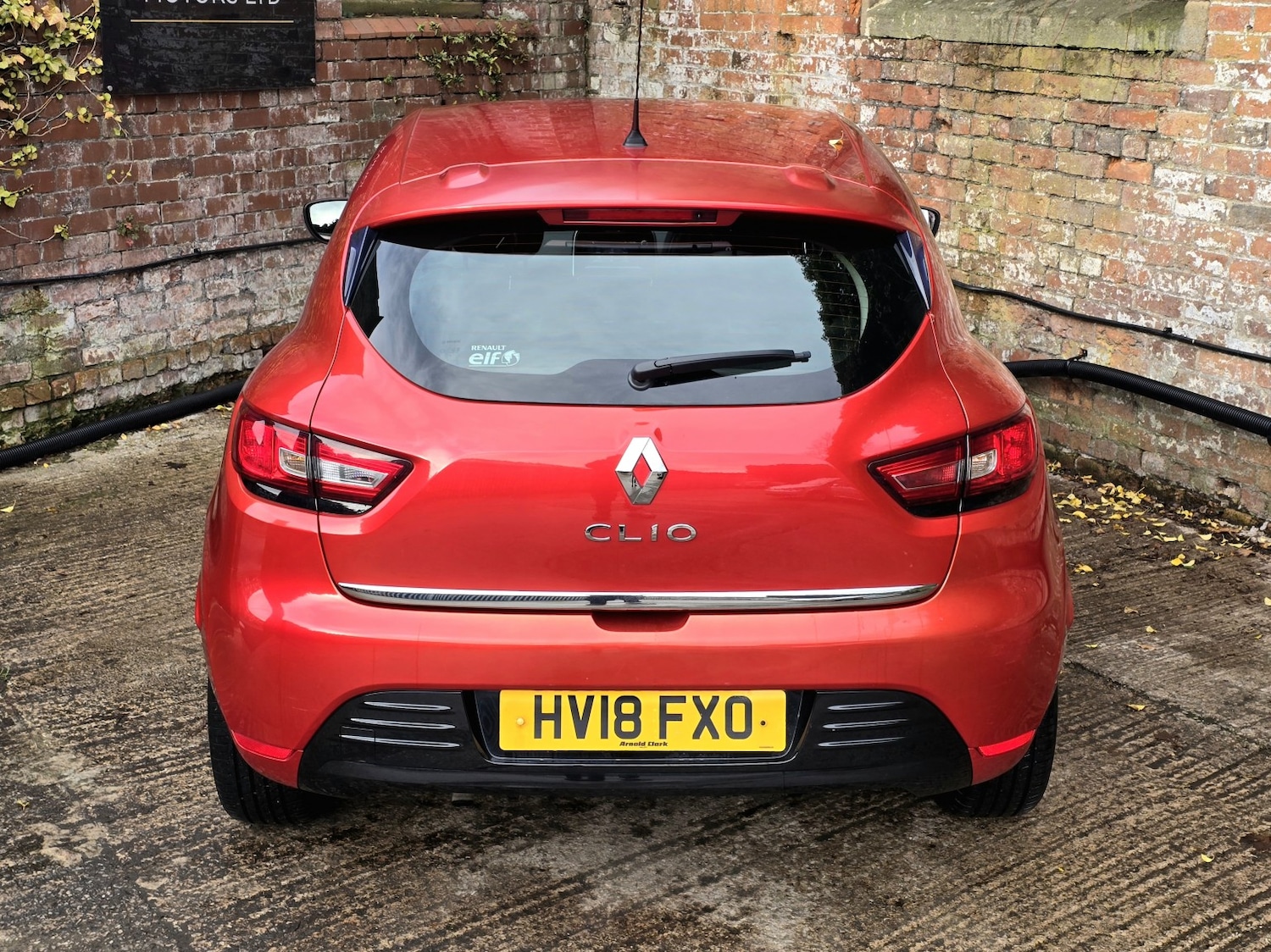 Used Renault Clio 2018 for sale - 76918437: Photo 9