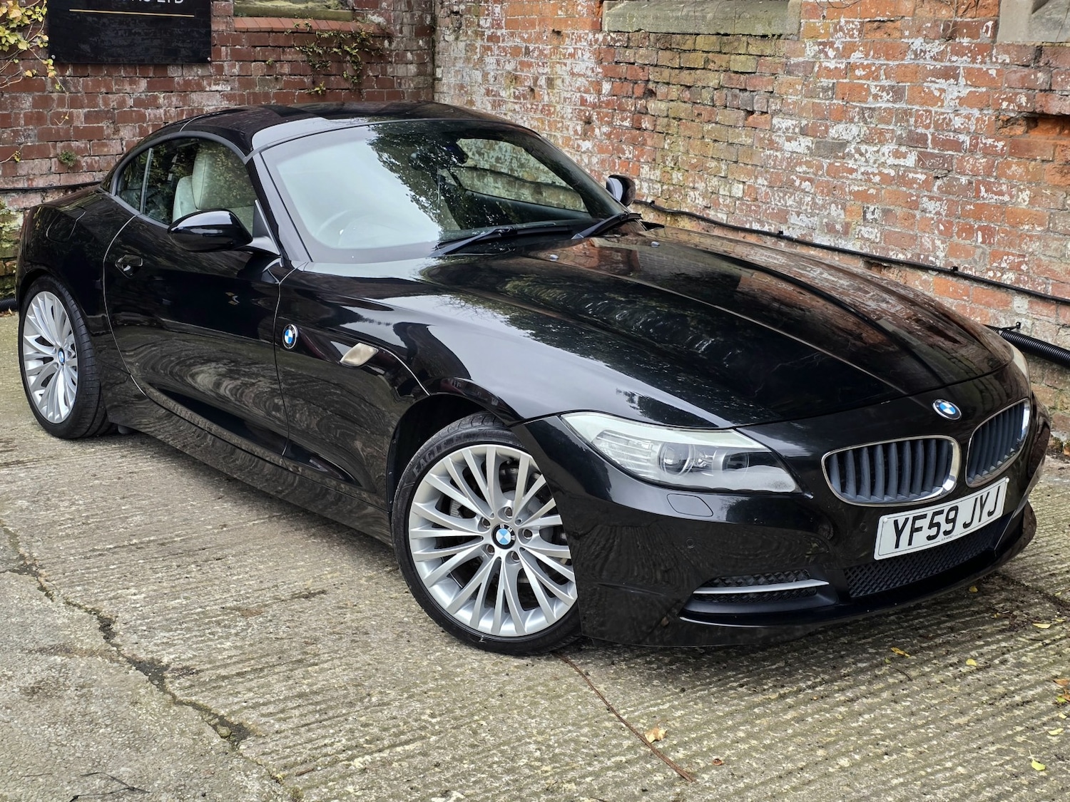 Used BMW Z4 2010 for sale - 77851239: Photo 26