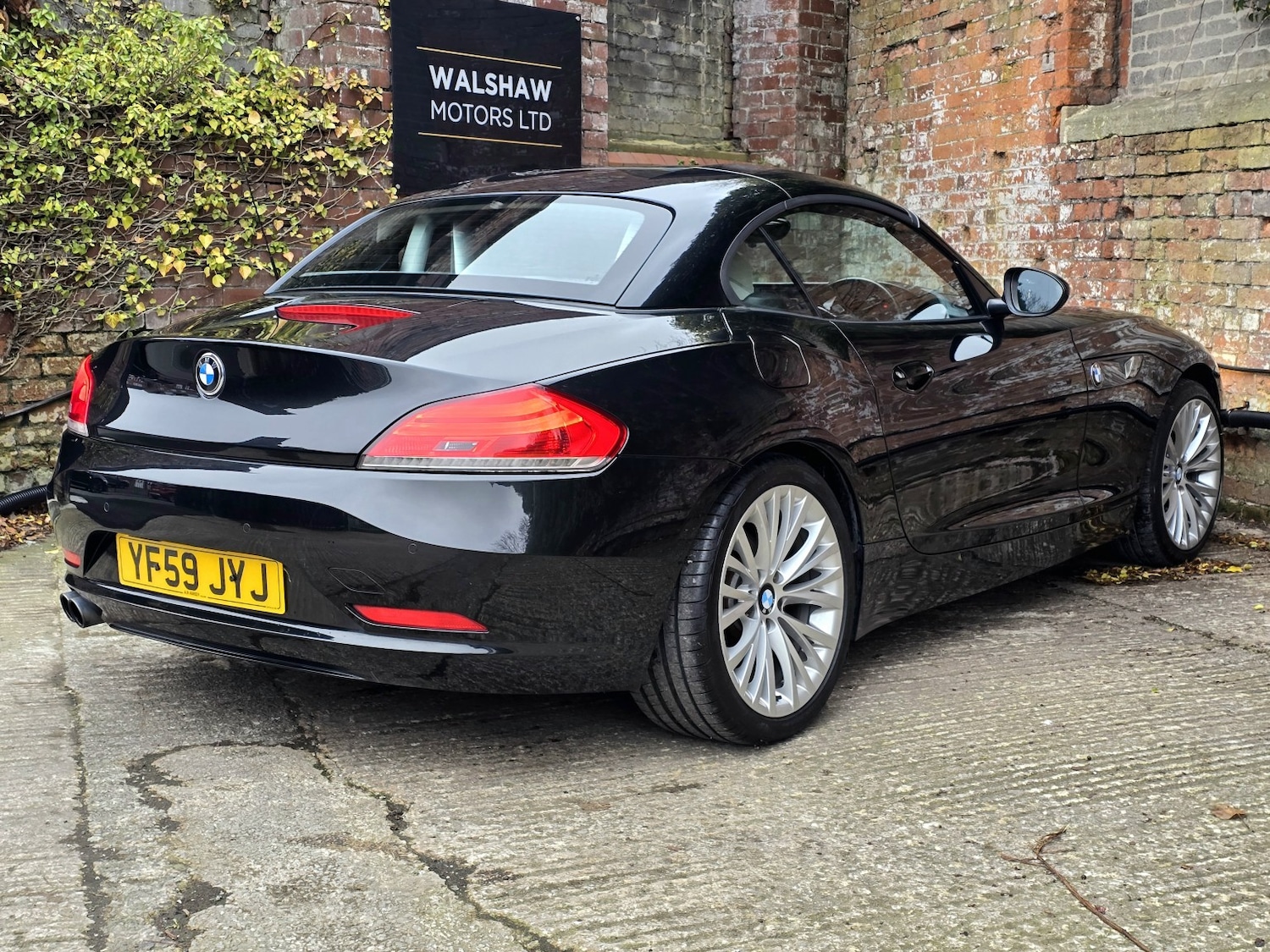 Used BMW Z4 2010 for sale - 77851239: Photo 6