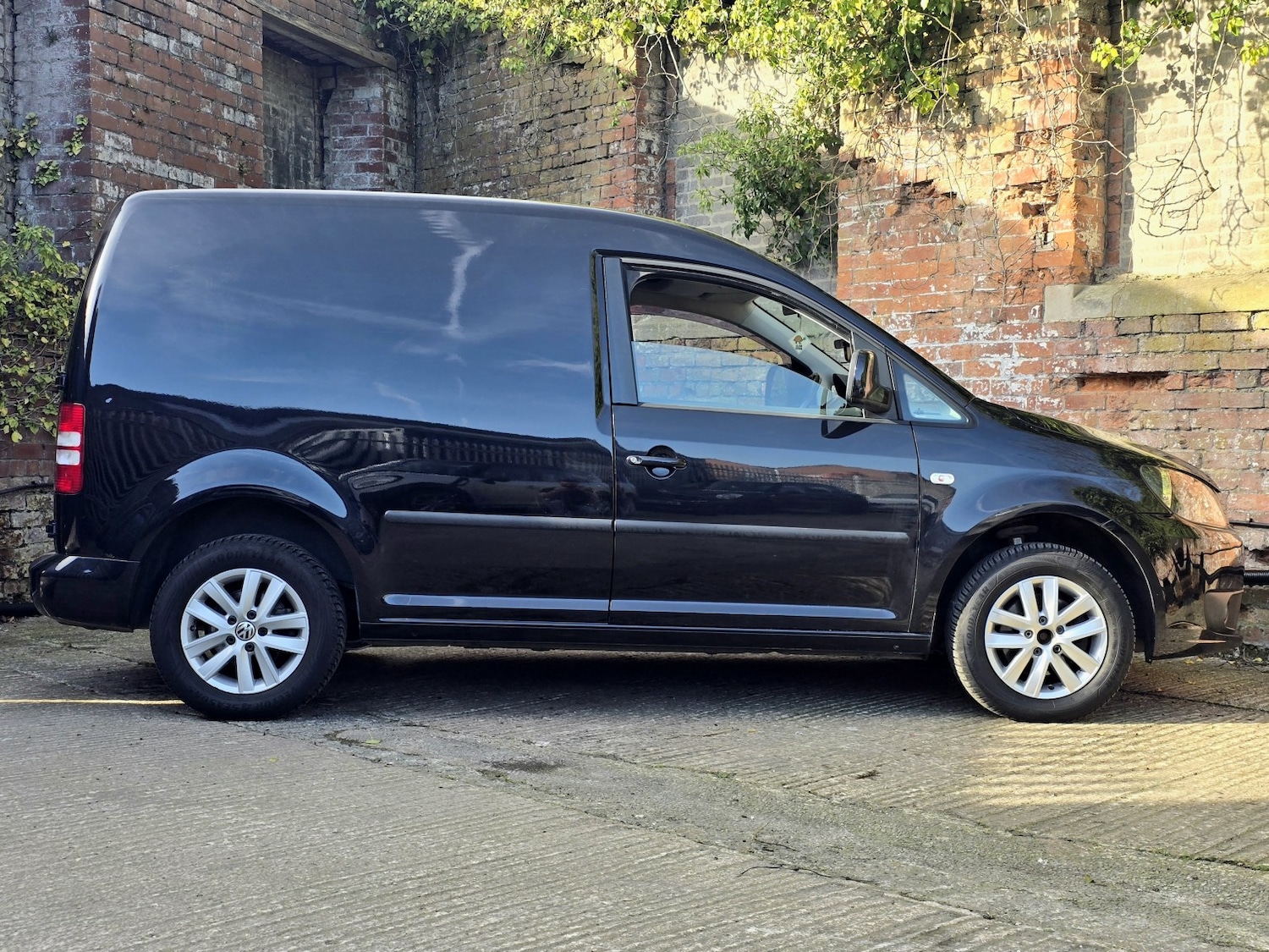 Used Volkswagen Caddy 2013 for sale - 77973719: Photo 5