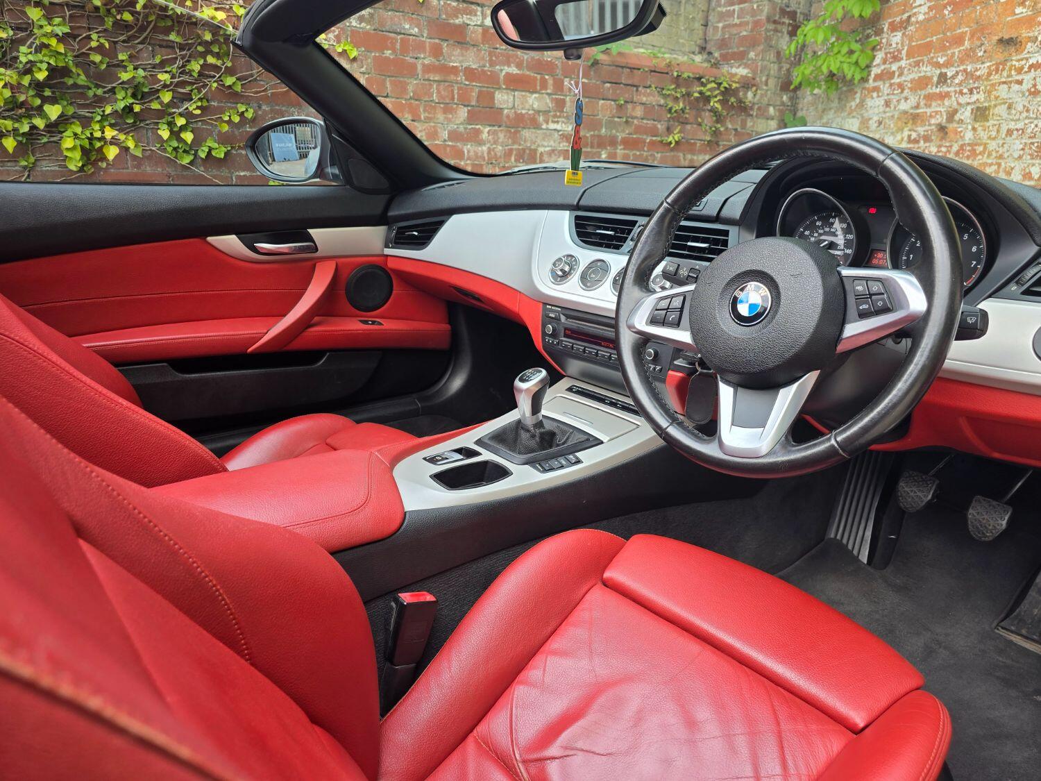 Used BMW Z4 2011 for sale - 76591596: Photo 15
