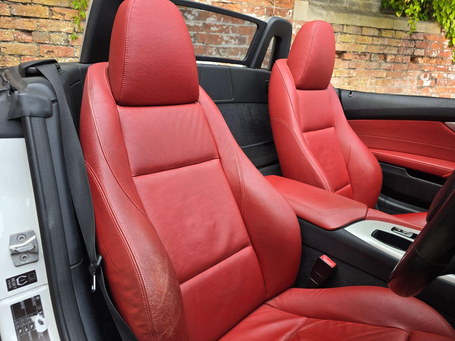 Used BMW Z4 2011 for sale - 76591596: Photo 16