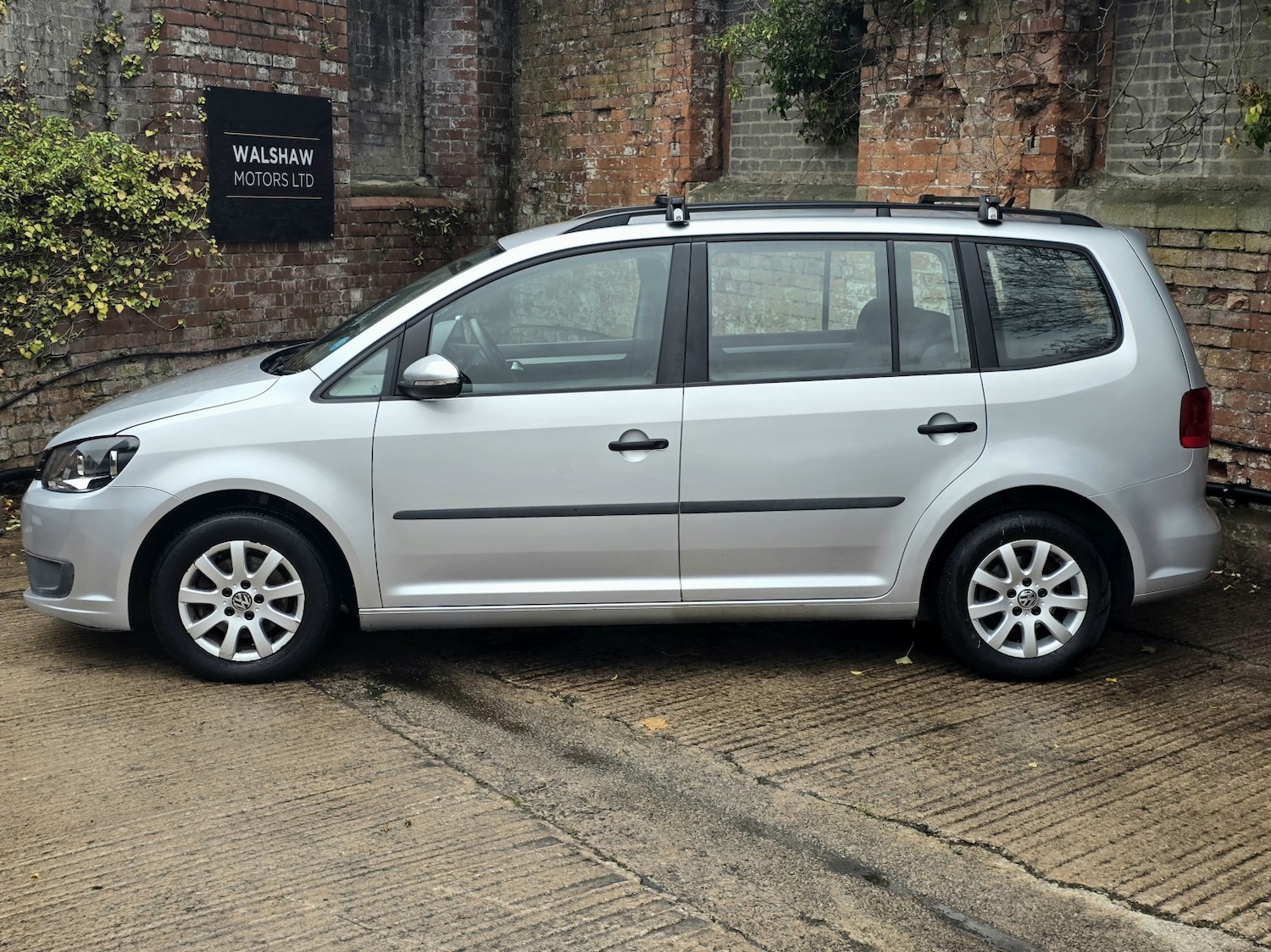 Used Volkswagen Touran 2012 for sale - 76482975: Photo 13
