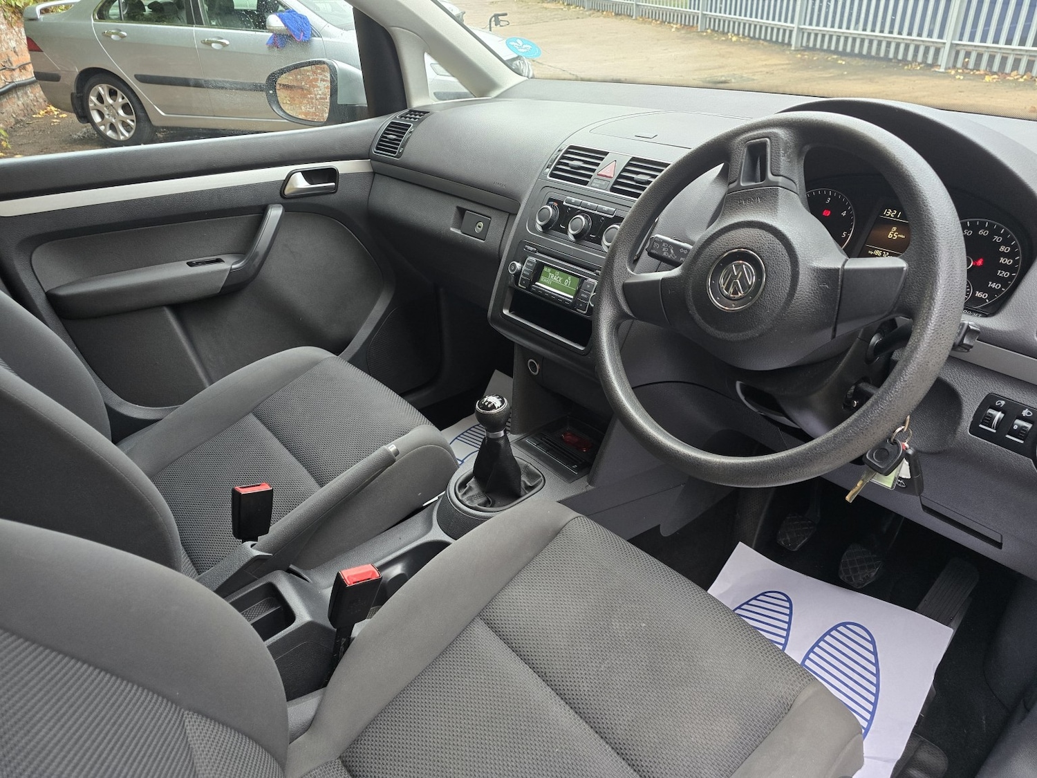 Used Volkswagen Touran 2012 for sale - 76482975: Photo 15