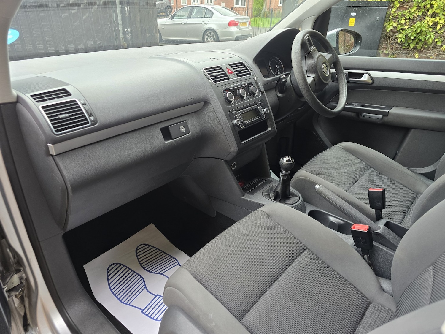 Used Volkswagen Touran 2012 for sale - 76482975: Photo 16