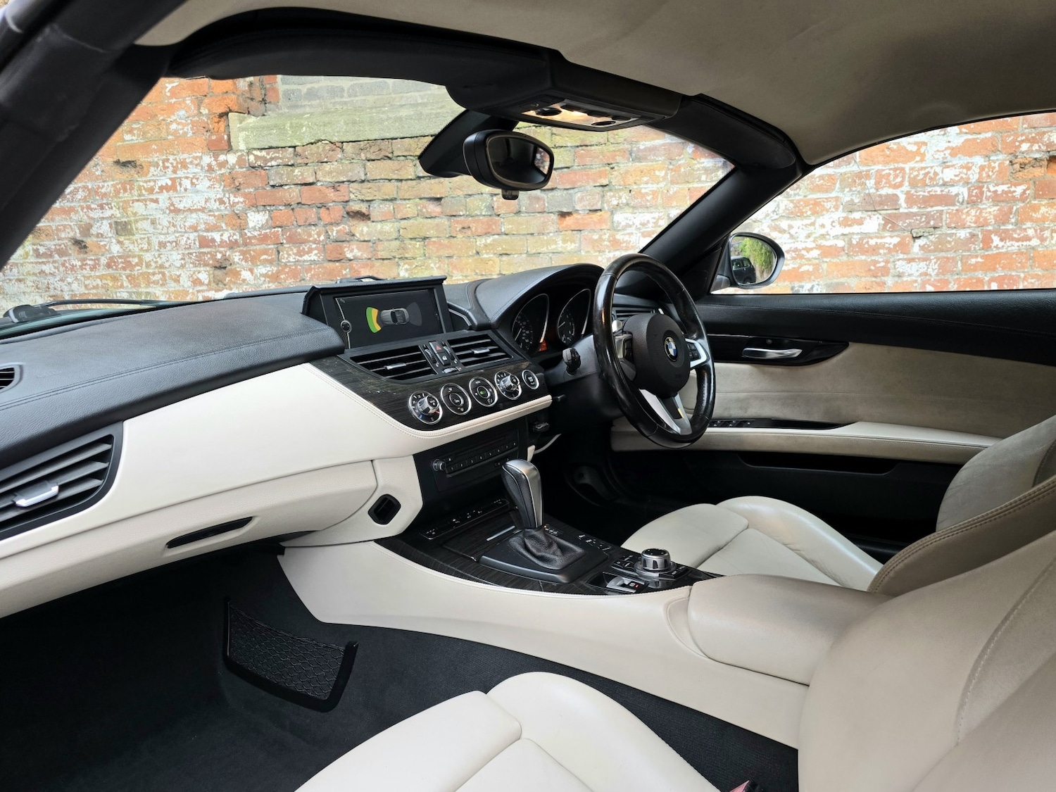 Used BMW Z4 2010 for sale - 77453315: Photo 16