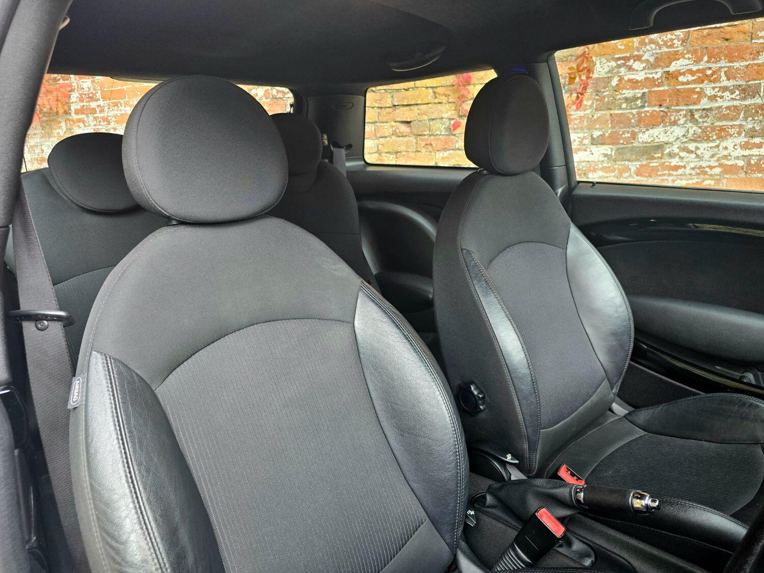 Used MINI Hatch 2011 for sale - 76397086: Photo 17