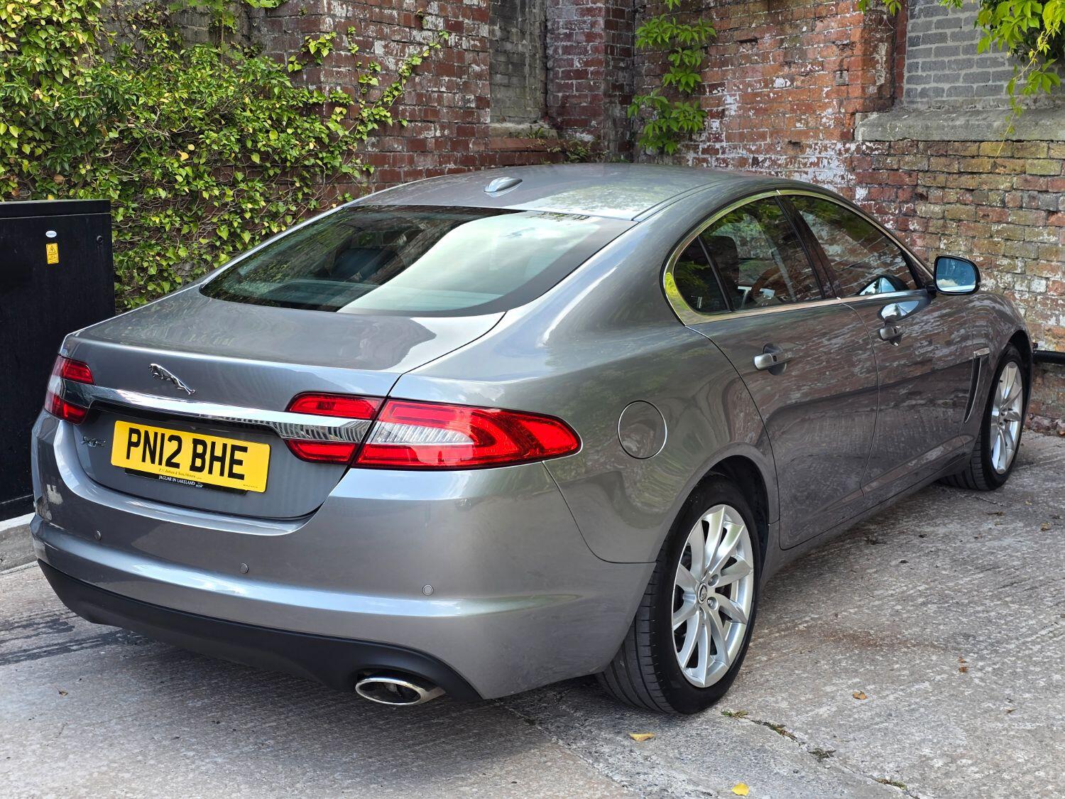 Used Jaguar XF 2012 for sale - 76712548: Photo 10