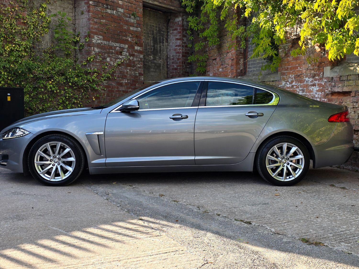 Used Jaguar XF 2012 for sale - 76712548: Photo 15