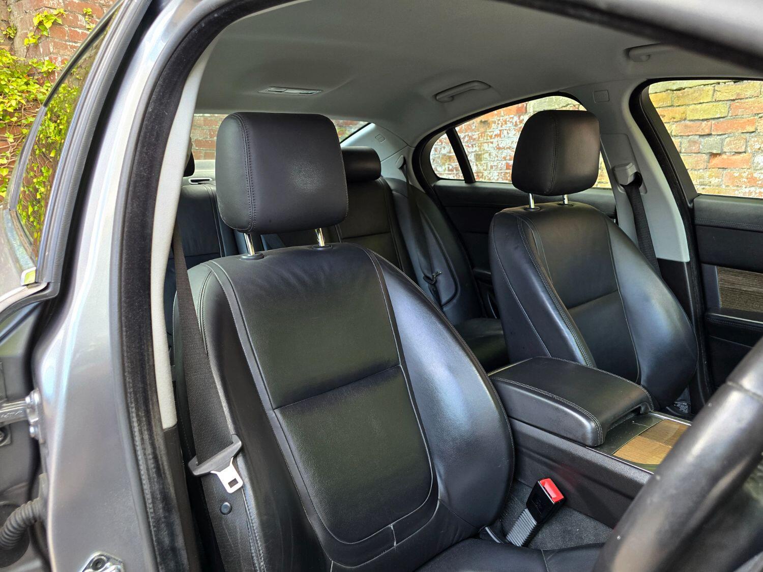 Used Jaguar XF 2012 for sale - 76712548: Photo 19