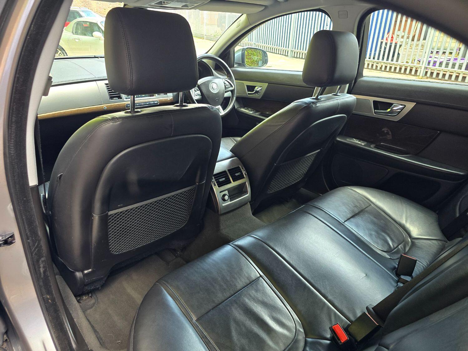 Used Jaguar XF 2012 for sale - 76712548: Photo 20