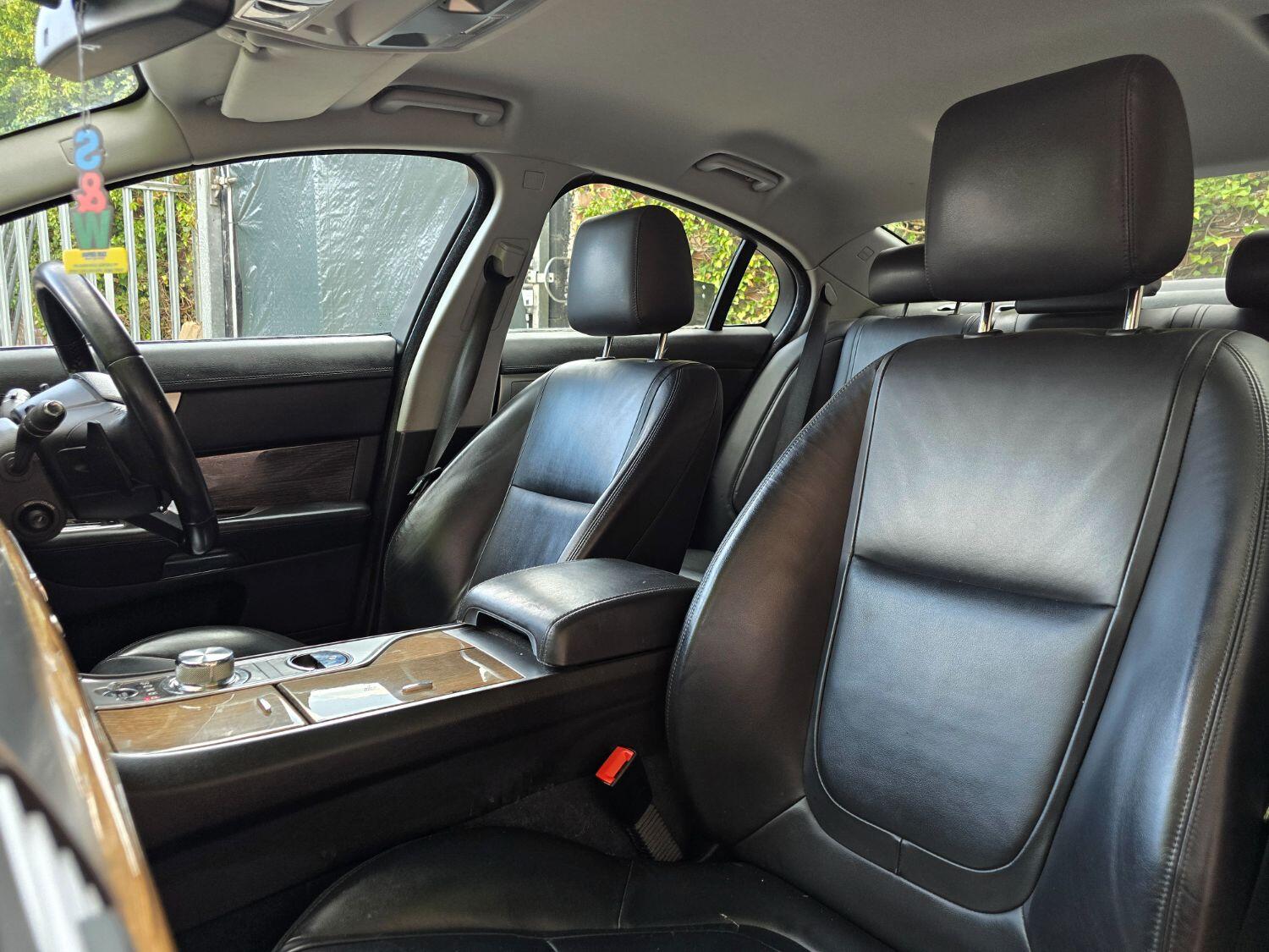 Used Jaguar XF 2012 for sale - 76712548: Photo 22