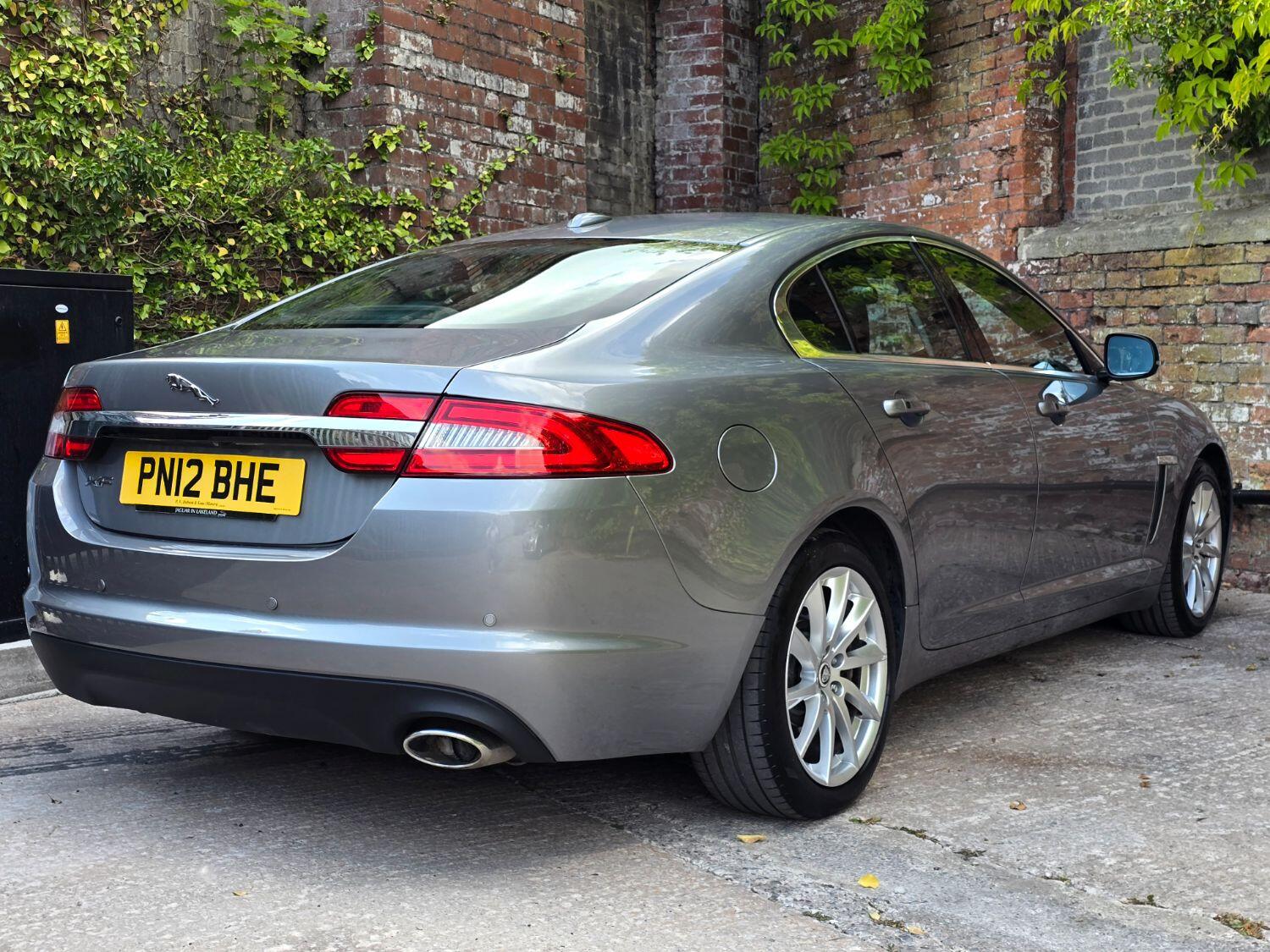 Used Jaguar XF 2012 for sale - 76712548: Photo 9