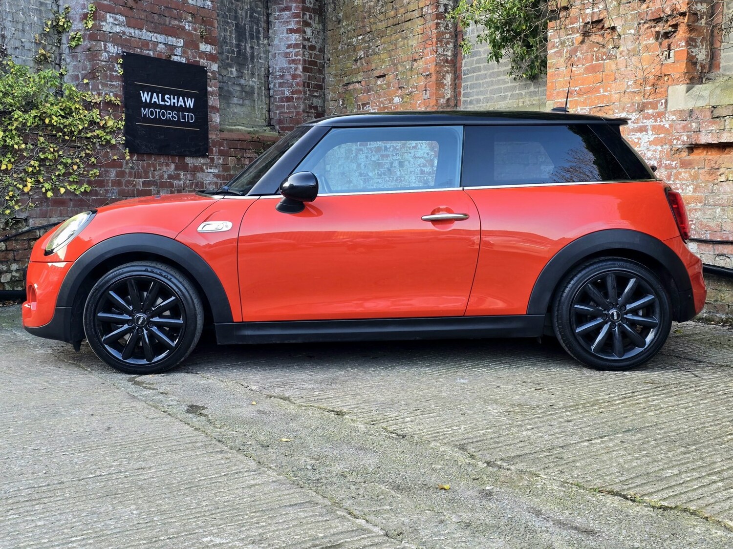 Used MINI Hatch 2018 for sale - 77792839: Photo 12