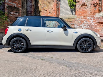 Used MINI Hatch 2016 for sale - 79211507: Photo