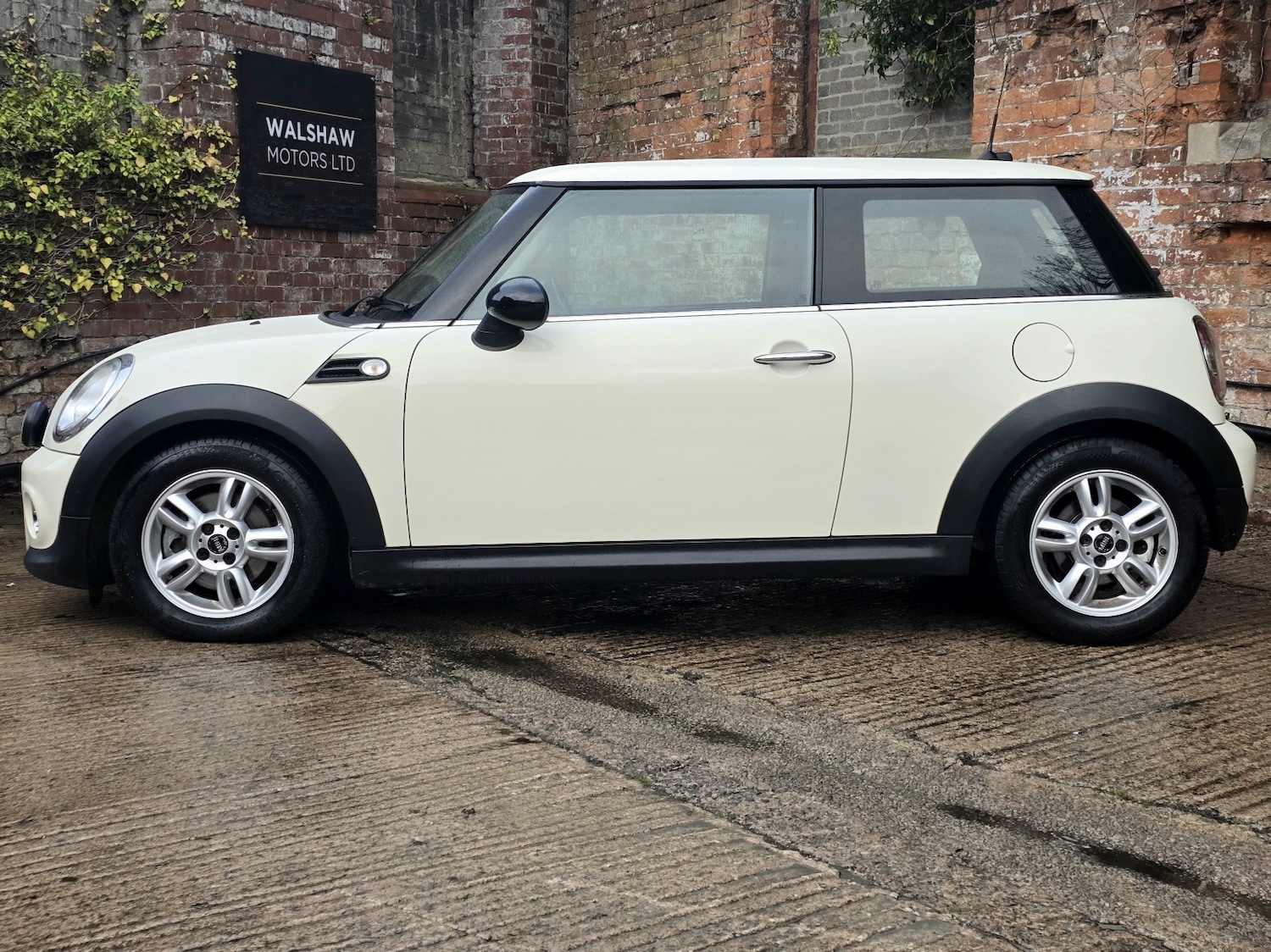 Used MINI Hatch 2012 for sale - 76525748: Photo 12