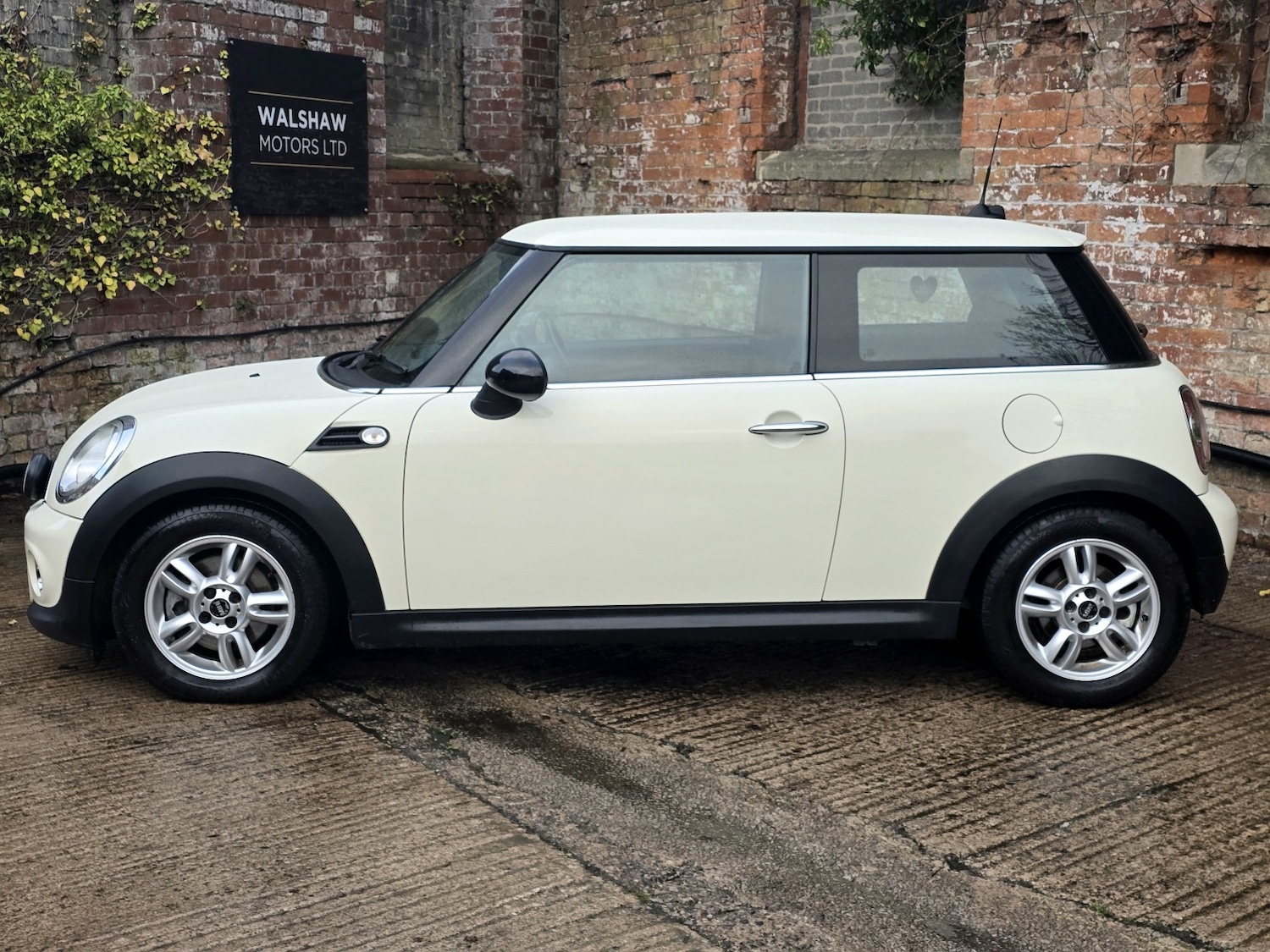 Used MINI Hatch 2012 for sale - 76525748: Photo 13