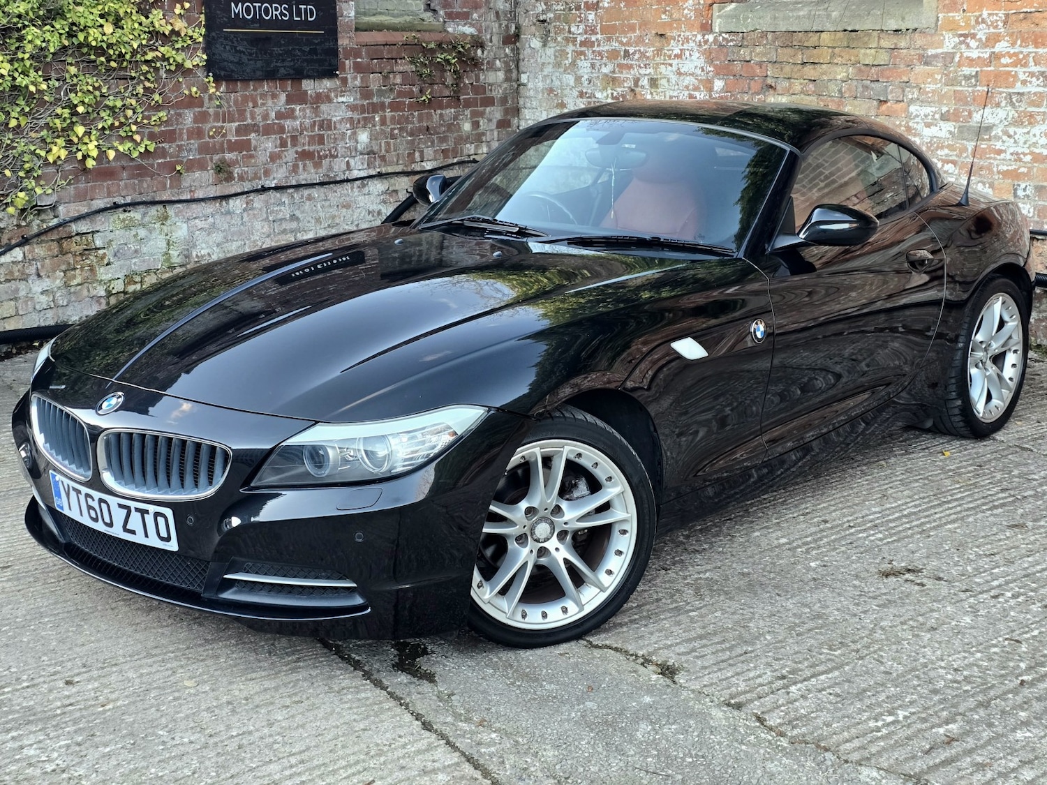 Used BMW Z4 2010 for sale - 76649798: Photo 13