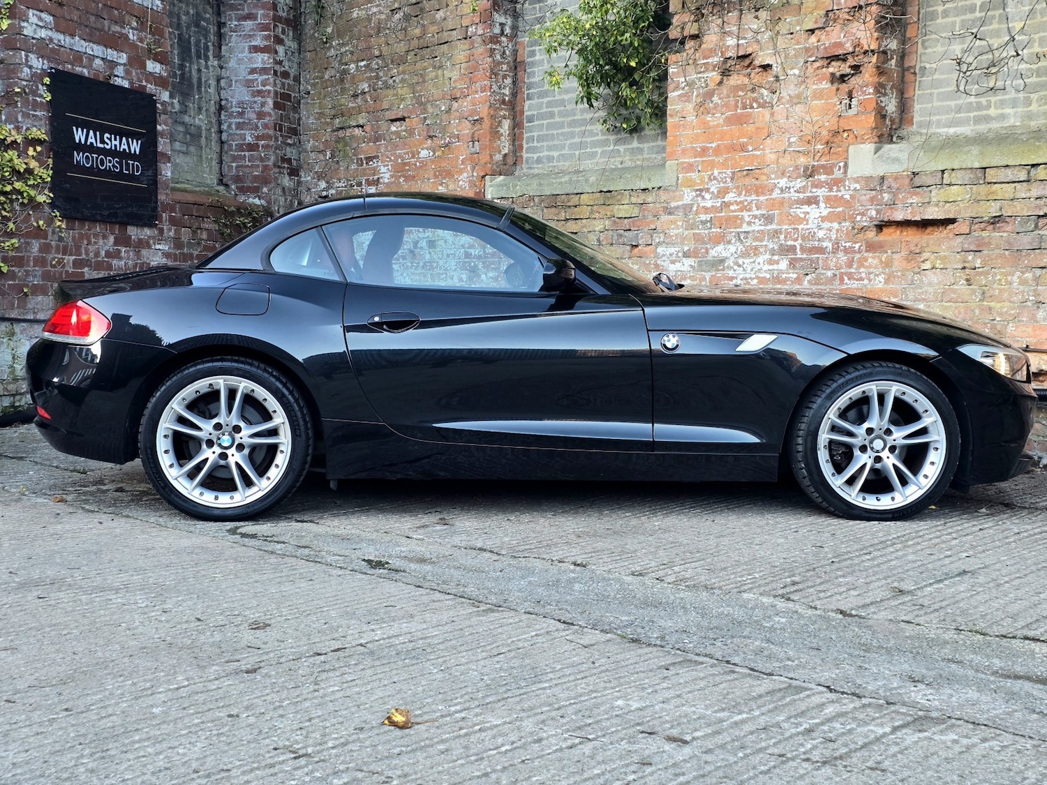 Used BMW Z4 2010 for sale - 76649798: Photo 3