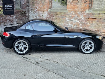 Used BMW Z4 2010 for sale - 76649798: Photo