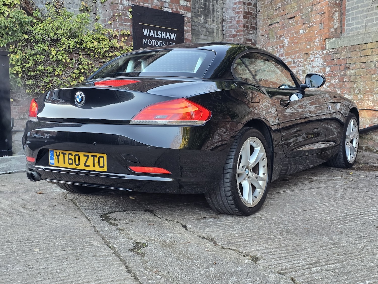 Used BMW Z4 2010 for sale - 76649798: Photo 5