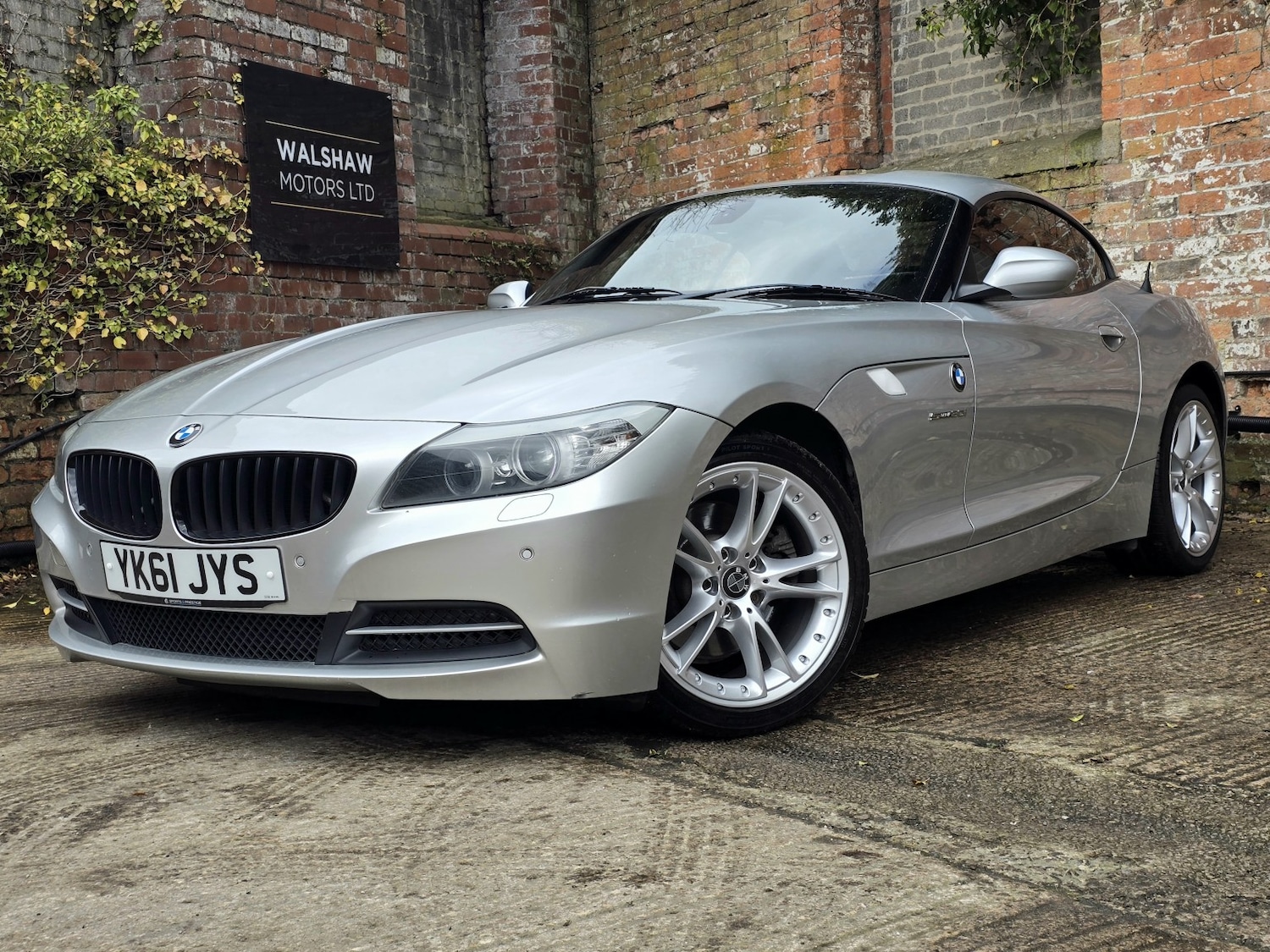 Used BMW Z4 2011 for sale - 77636949: Photo 1