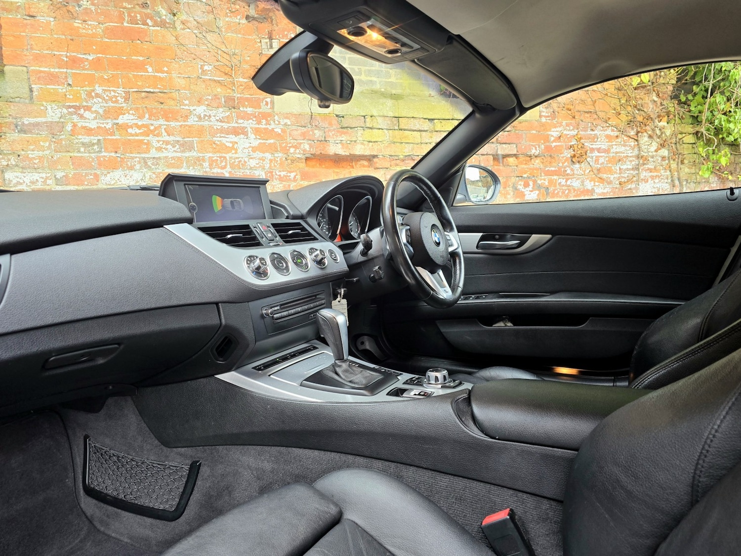 Used BMW Z4 2011 for sale - 77636949: Photo 11