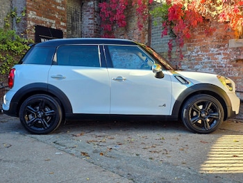 Used MINI Countryman 2011 for sale - 76045712: Photo
