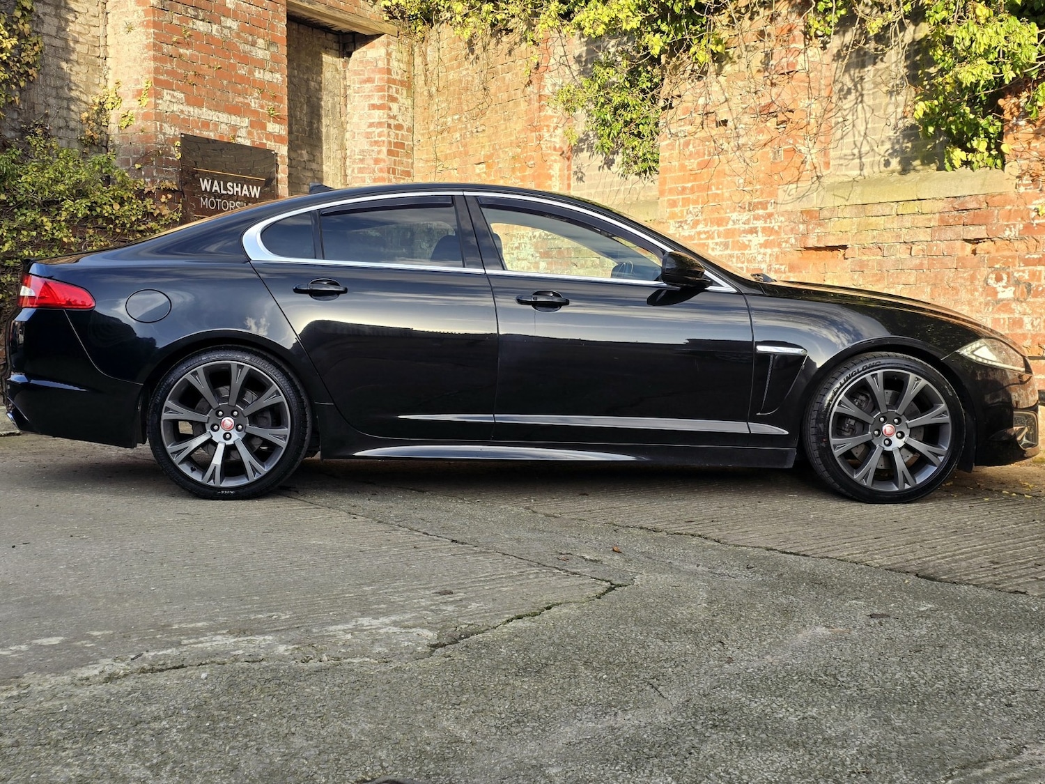 Used Jaguar XF 2013 for sale - 77054788: Photo 5