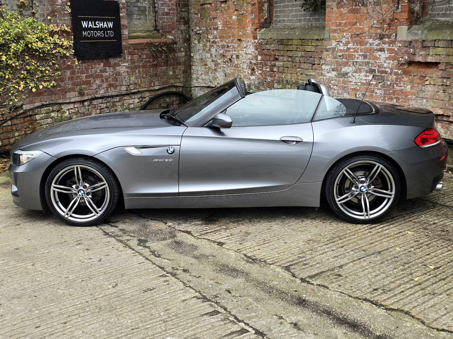 Used BMW Z4 2011 for sale - 77721190: Photo 21