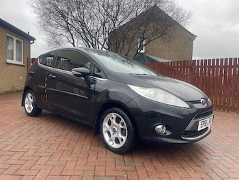 Used Ford Fiesta 2011 for sale - 77510702: Photo