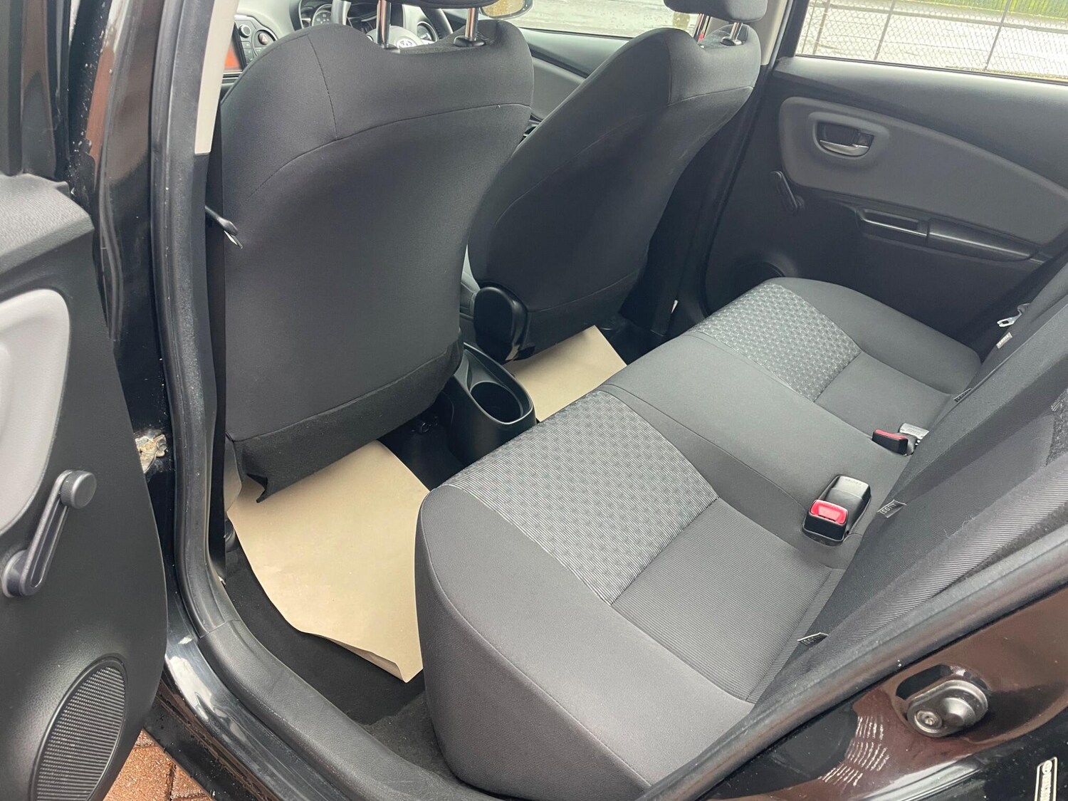 Used Toyota Yaris for sale - 77537182: Photo 14