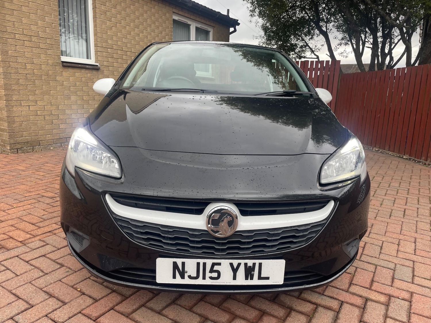 Used Vauxhall Corsa 2015 for sale - 76152771: Photo 2